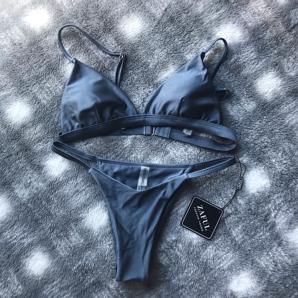 NWT Zaful triangle bikini set